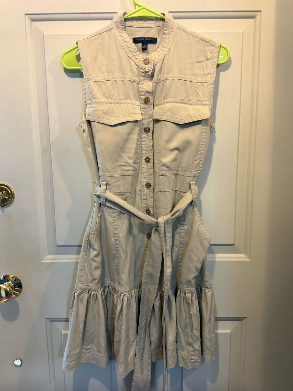 Banana Republic Beige Collarless Button Jacket
